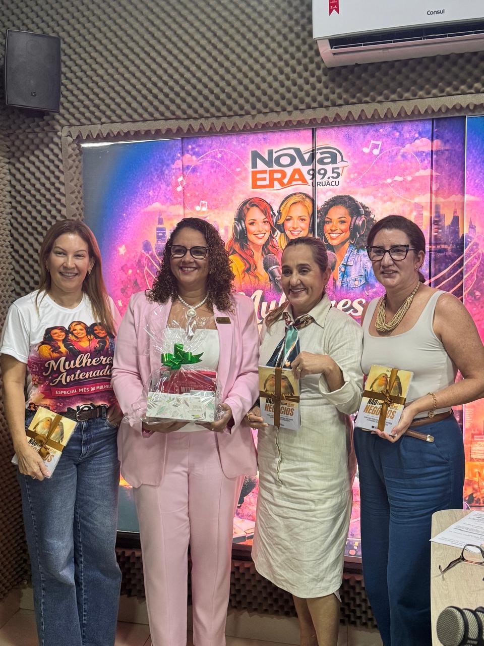 Rádio Nova Era — Mês das Mulheres